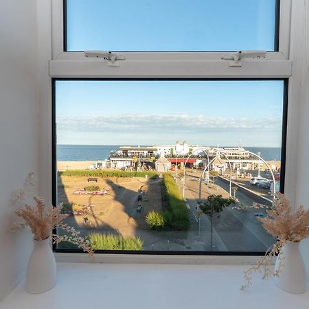 Sea Views Modern Two Bedroom Apartment Lowestoft Extérieur photo