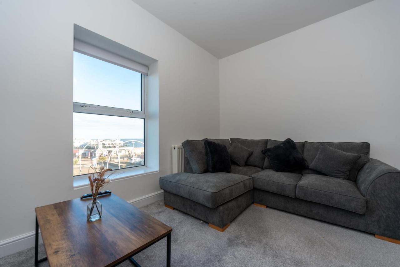 Sea Views Modern Two Bedroom Apartment Lowestoft Extérieur photo