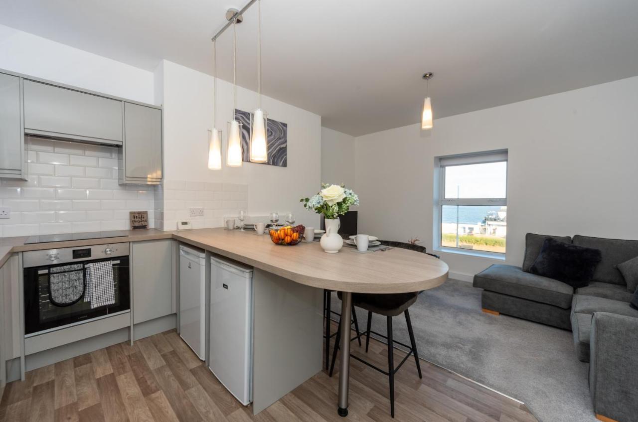 Sea Views Modern Two Bedroom Apartment Lowestoft Extérieur photo