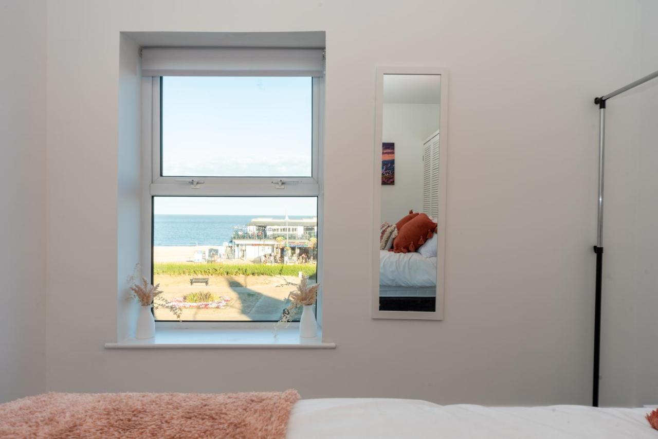 Sea Views Modern Two Bedroom Apartment Lowestoft Extérieur photo